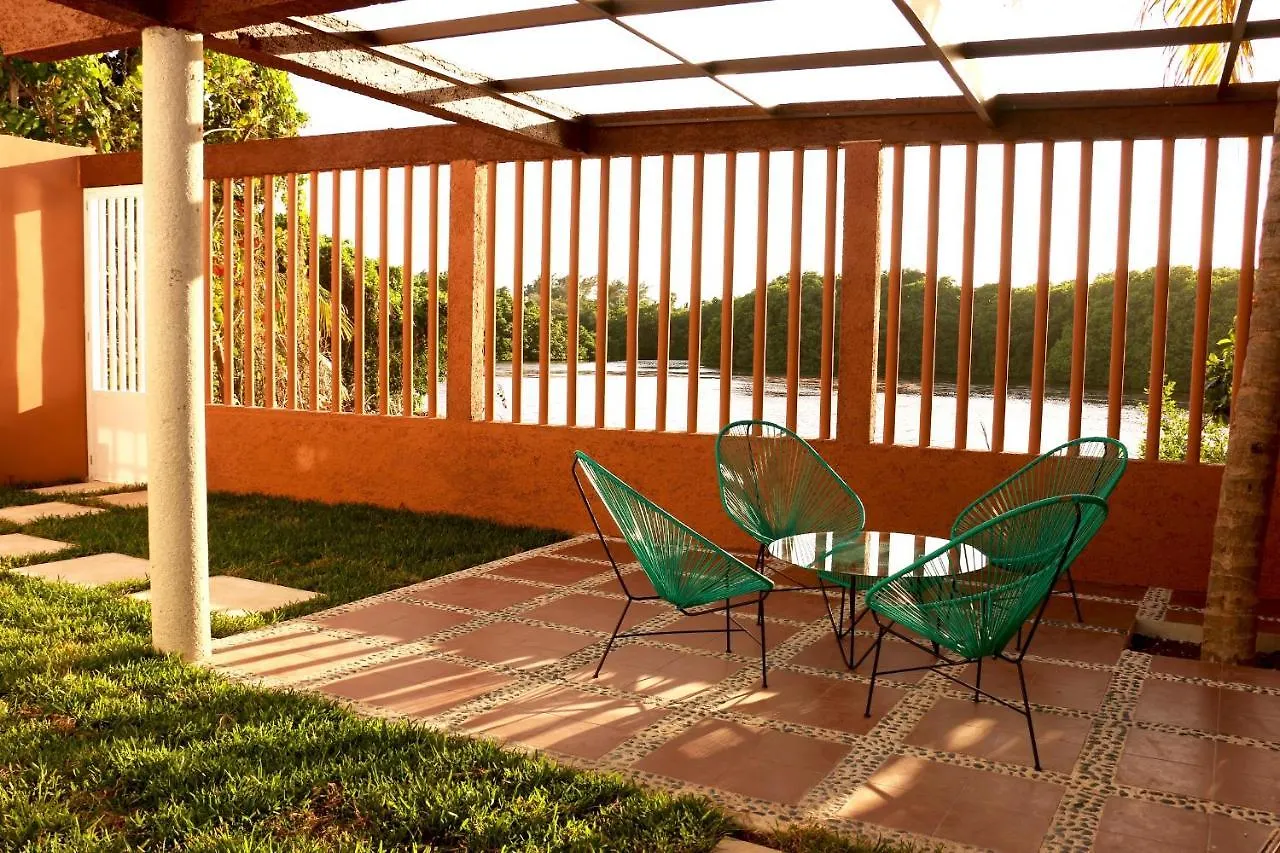 Suites Lorens Isla Mujeres Hotel apartamentowy
